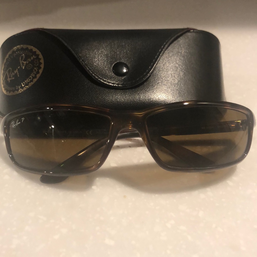 Ray-Ban Sunglasses (Authentic)